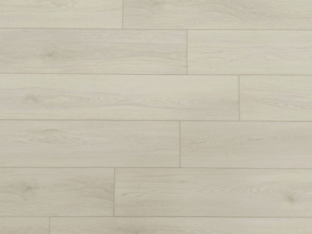 SPC-Bodenbelag, Eschenholzton, 7,25 x 48 Zoll, 5 mm